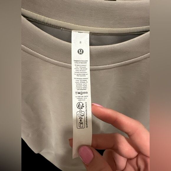 🏷️ Lululemon Softstreme Perfectly Oversized Cropped Crew - Picture 5 of 9